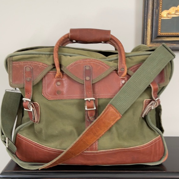Gokeys Other - Gokey’s vintage green canvas & leather travel bag